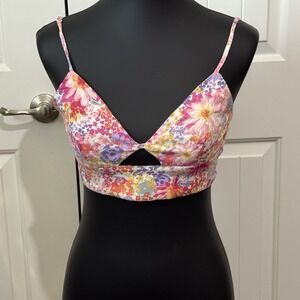 H&M Women's Small Pink Floral Crop Top  Vacation Cruise Beach Tropical Summer‎